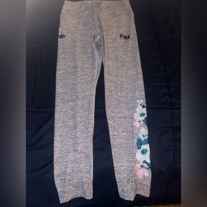 Vs Pink Embroidered Ultimate leggings